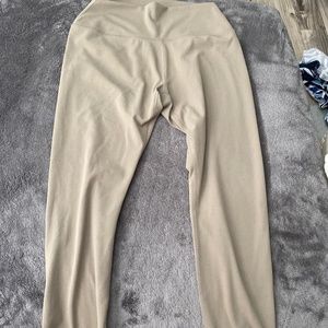 Size L beige leggings